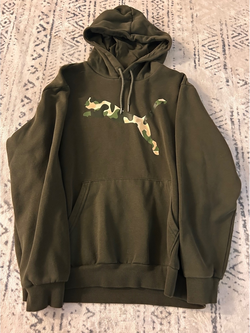 Puma Men's Olive Green Camouflage Logo Hoodie Size M